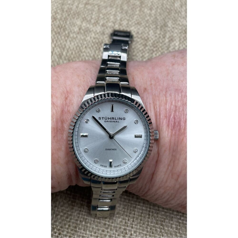 stuhrling Allure 607L Quartz 32mm Classic Women’s Wrist Watch Silver